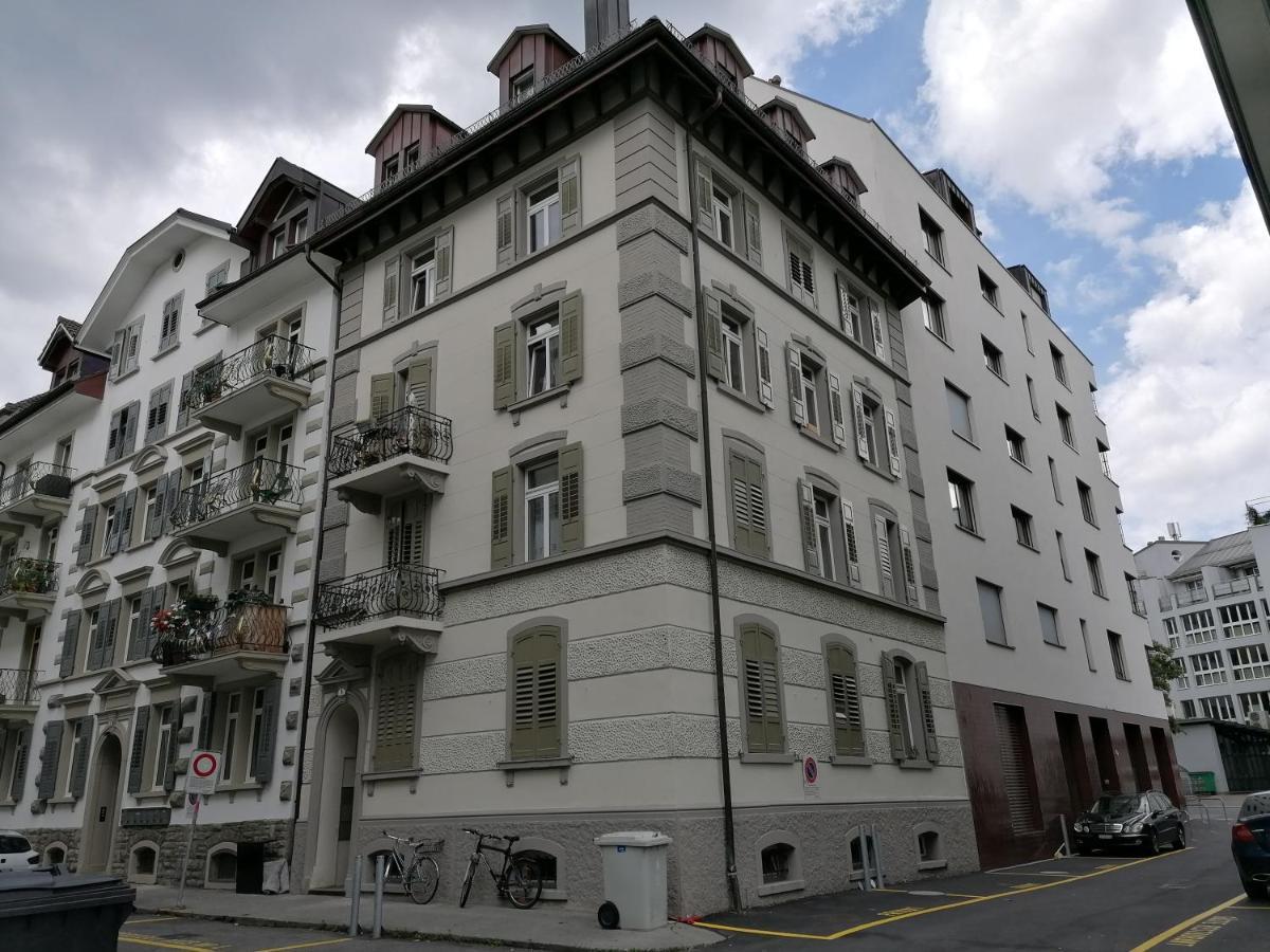 Easy-Living Lucerne City Apartments 2 ภายนอก รูปภาพ